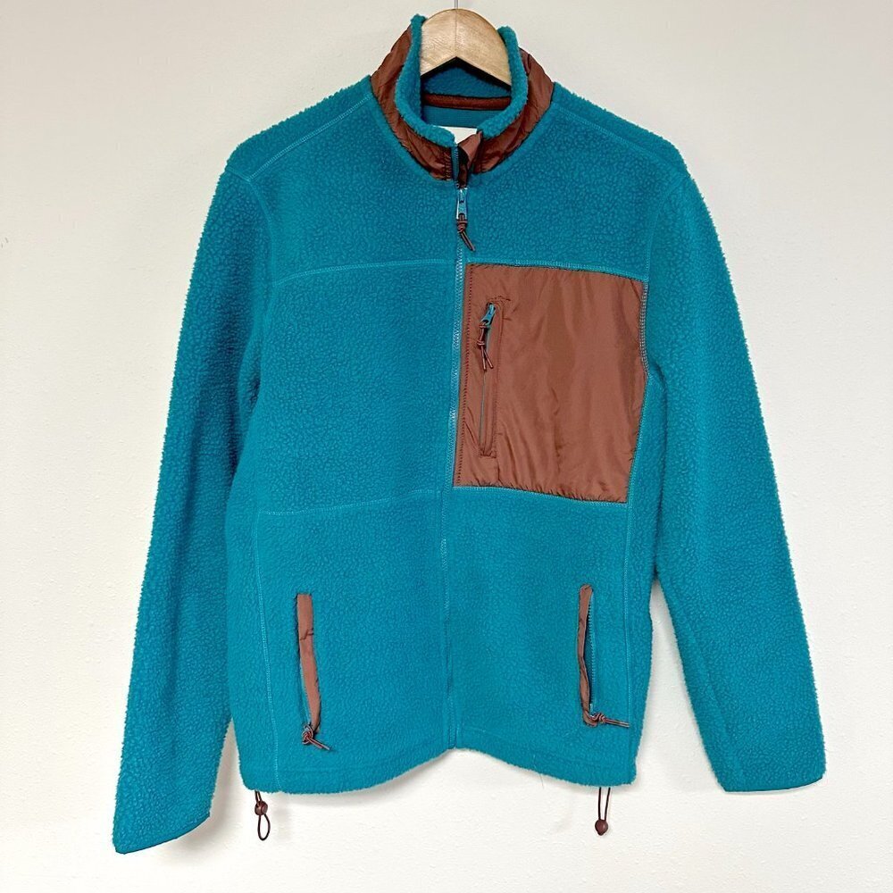 Colorblocked Sherpa Jacket - Picture 2 of 11